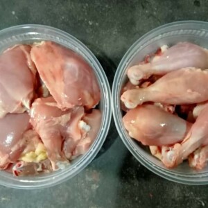 সোনালী মুরগি (chicken)