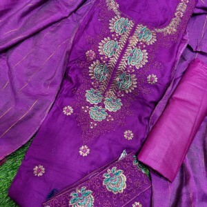 Muslim Cotton Embroidery Dress.