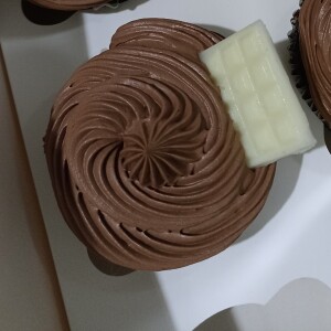 Oreo chocolate cupcakes