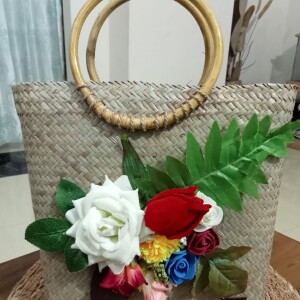 Artificial flowers decorated Murta bag