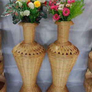 Bamboo flower base