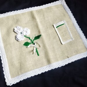 Table runner and mats set