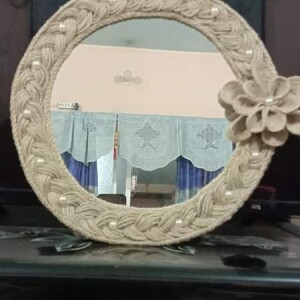 Jute mirror