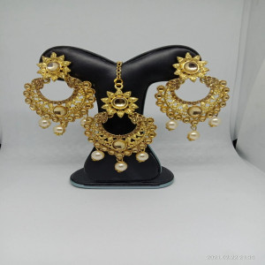 High quality stone and pearl with gold plate